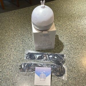 Moonlight Bunny Night Light Projector Bluetooth Remote Control type star films